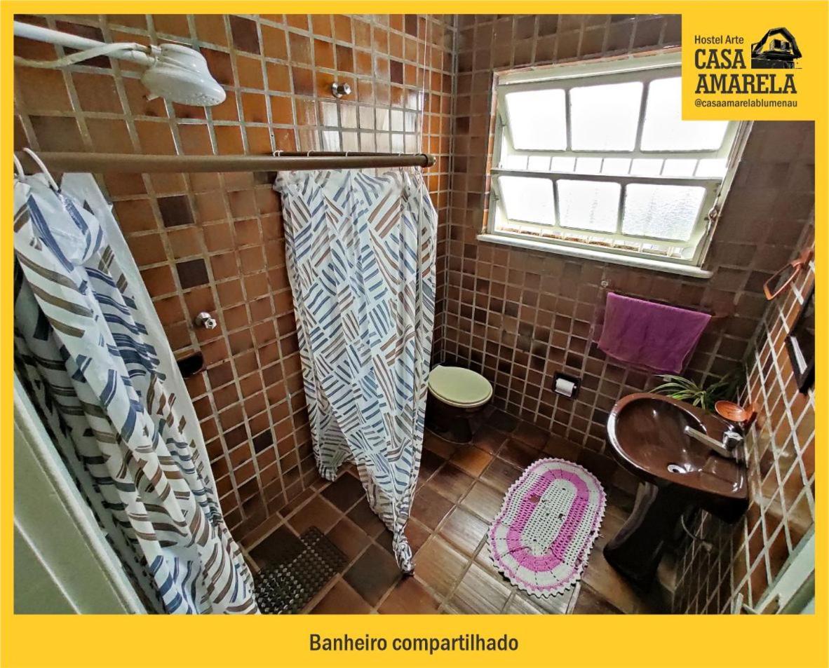 Casa Amarela Blumenau Hospedagem Alternativa Hostel Екстериор снимка