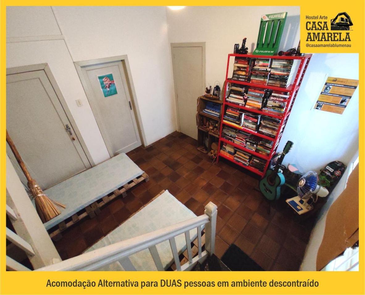 Casa Amarela Blumenau Hospedagem Alternativa Hostel Екстериор снимка